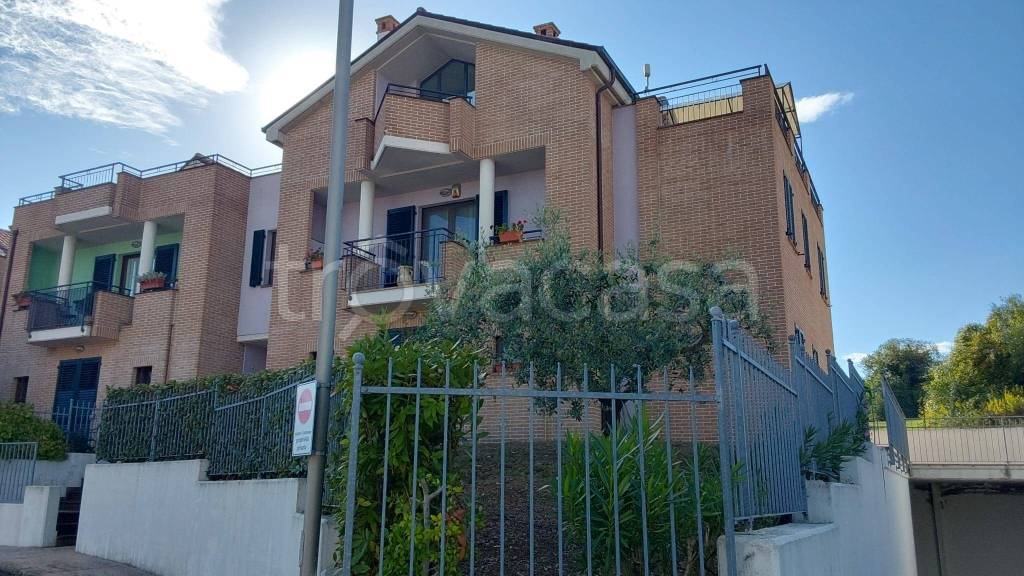 appartamento in vendita ad Appignano