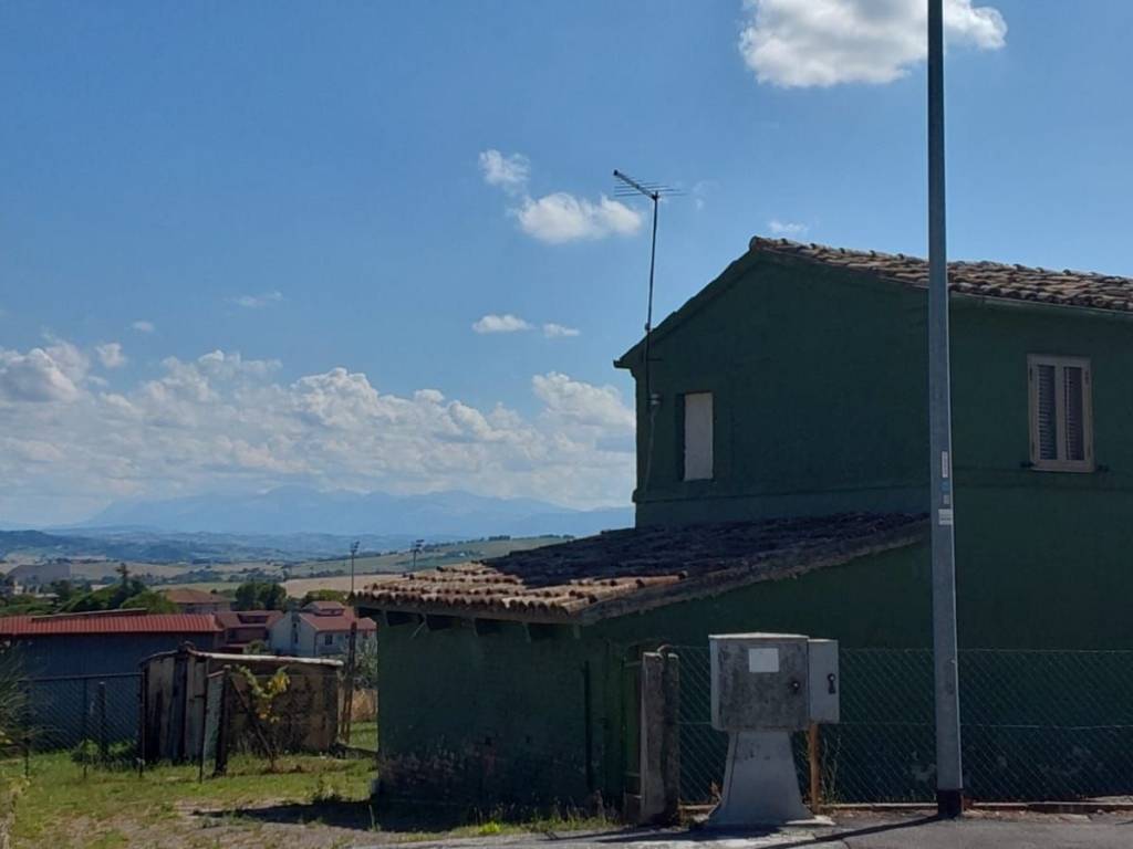 casa indipendente in vendita ad Appignano