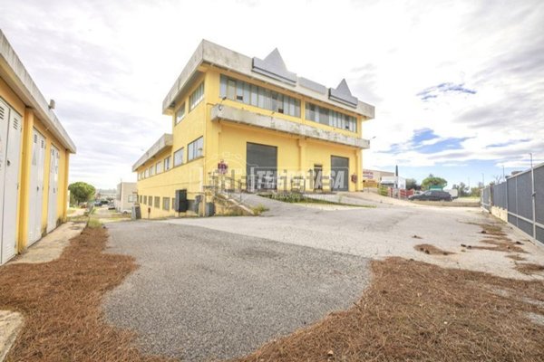 capannone in vendita ad Appignano