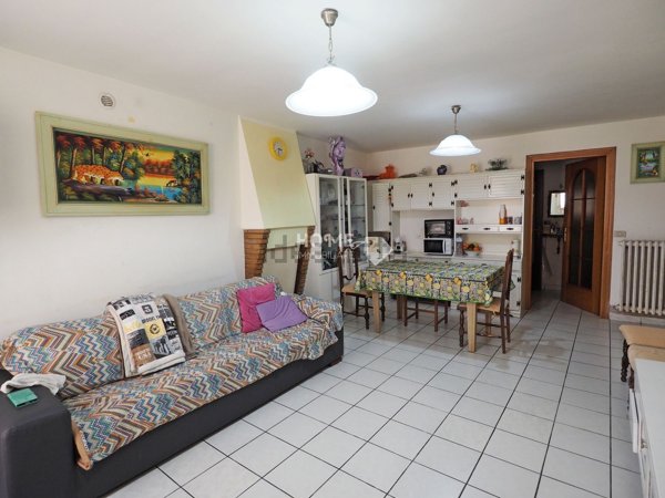 appartamento in vendita ad Appignano