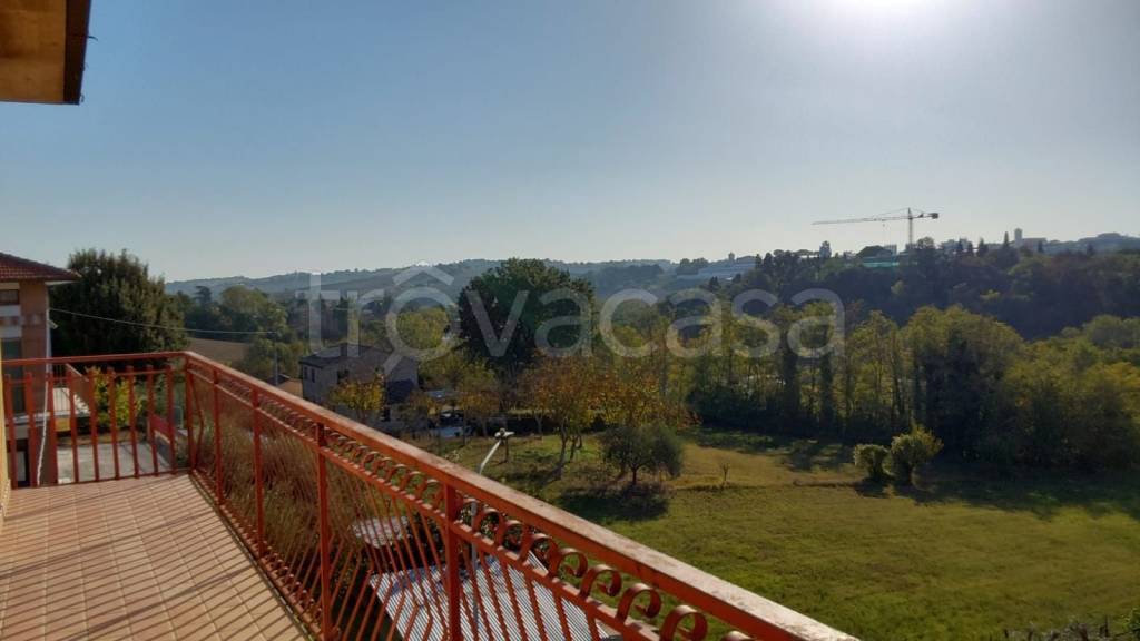 appartamento in vendita ad Appignano
