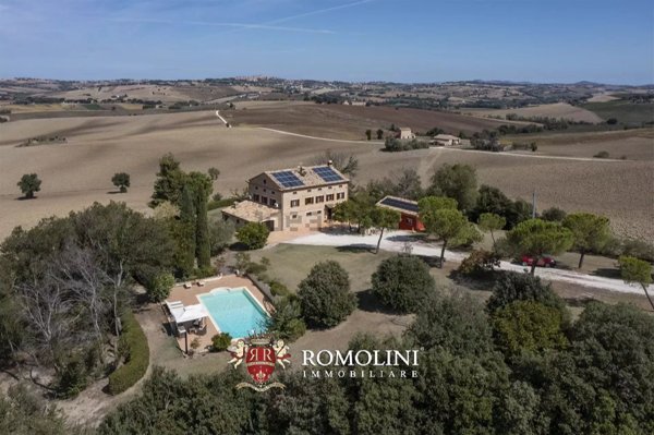 casa indipendente in vendita ad Appignano in zona Forano