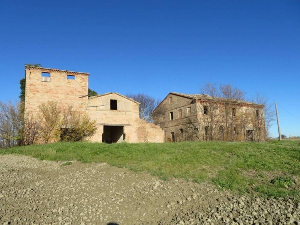 casa indipendente in vendita ad Appignano in zona Forano