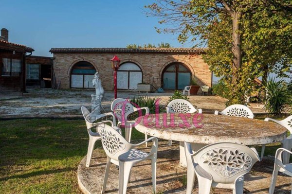 casa indipendente in vendita ad Appignano