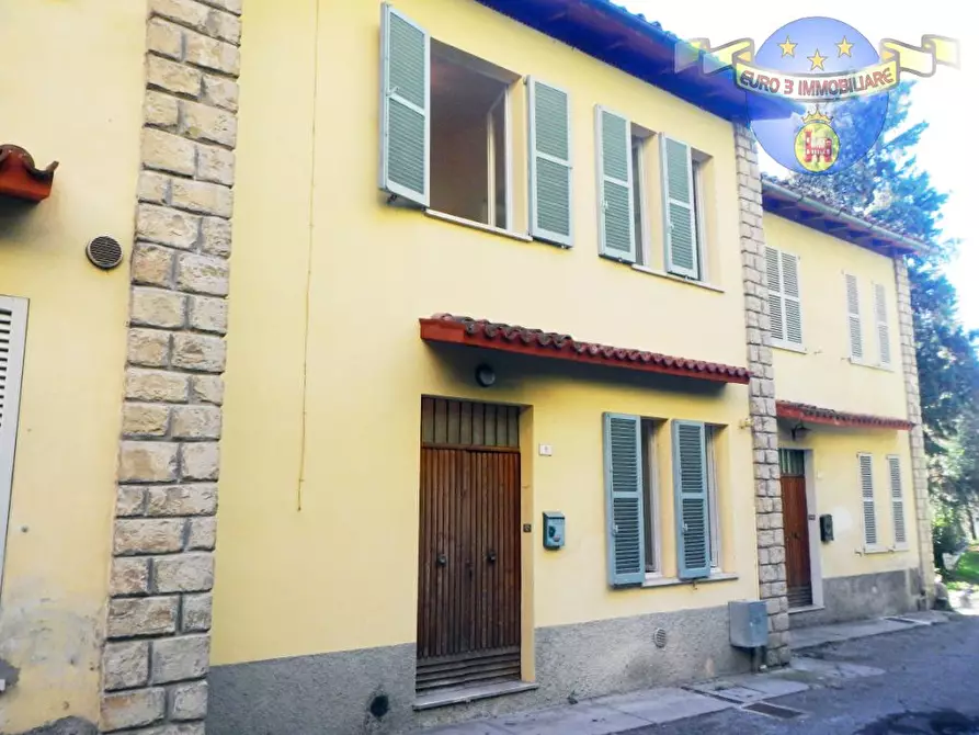 casa indipendente in vendita a Belforte del Chienti