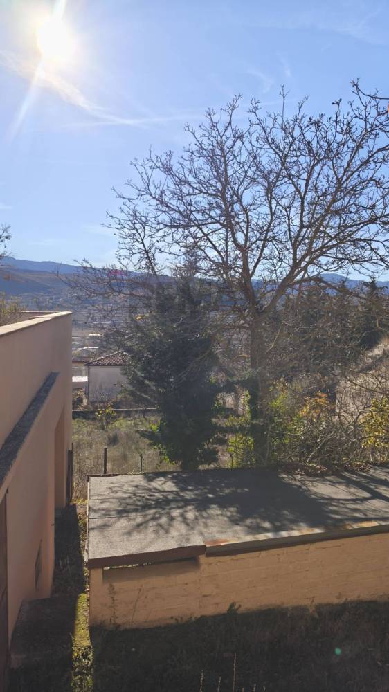 casa indipendente in vendita a Belforte del Chienti