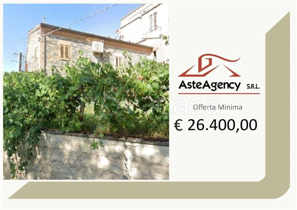 casa indipendente in vendita a Belforte del Chienti