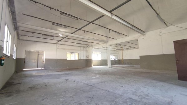 ufficio in vendita a Caldarola in zona Croce