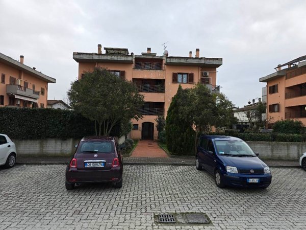 appartamento in vendita a Caldarola in zona Croce
