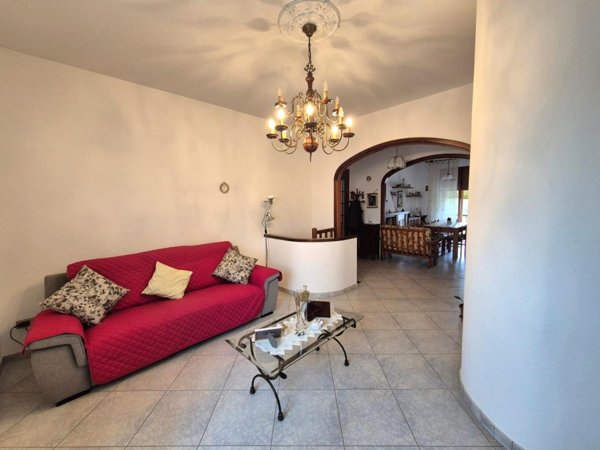 appartamento in vendita a Caldarola in zona Croce