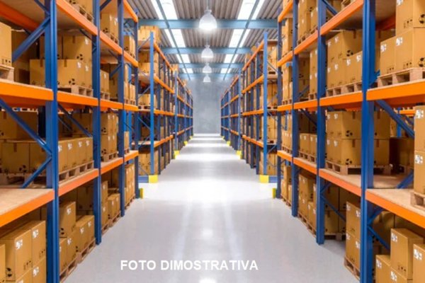 casa indipendente in vendita a Caldarola in zona Croce