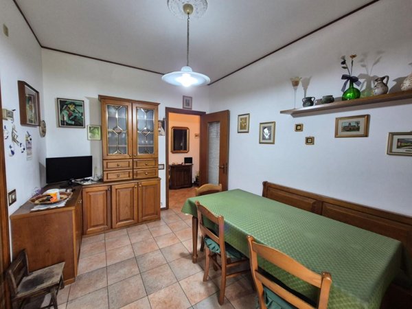 appartamento in vendita a Caldarola in zona Croce