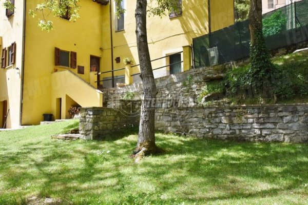 casa indipendente in vendita a Caldarola