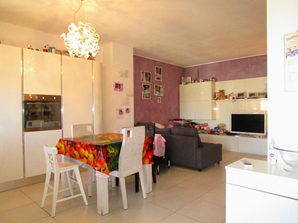 appartamento in vendita a Caldarola in zona Croce