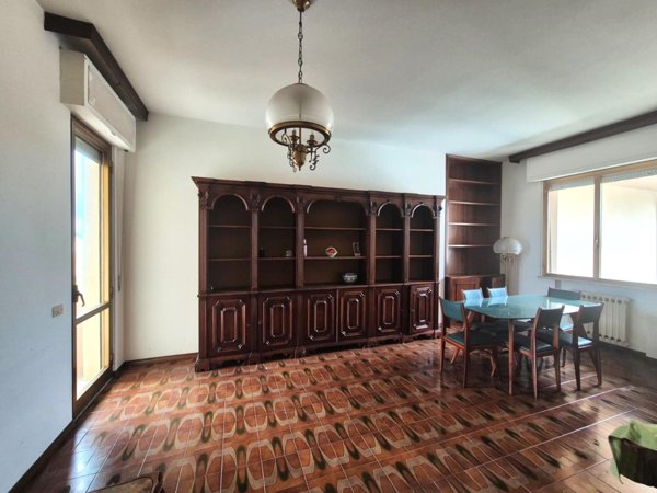 appartamento in vendita a Caldarola in zona Croce