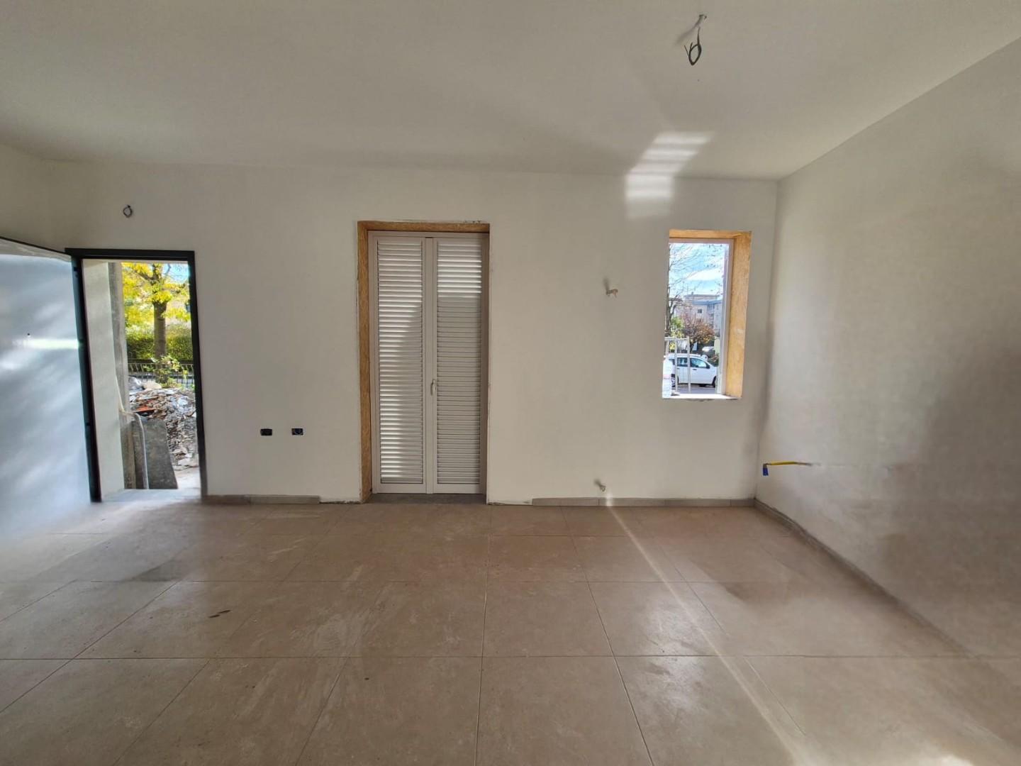 appartamento in vendita a Caldarola in zona Croce