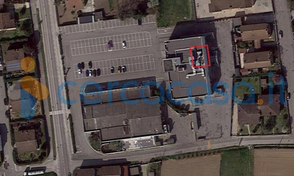 negozio in vendita a Caldarola in zona Croce