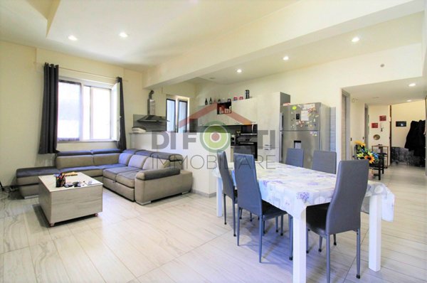 appartamento in vendita a Caldarola in zona Croce