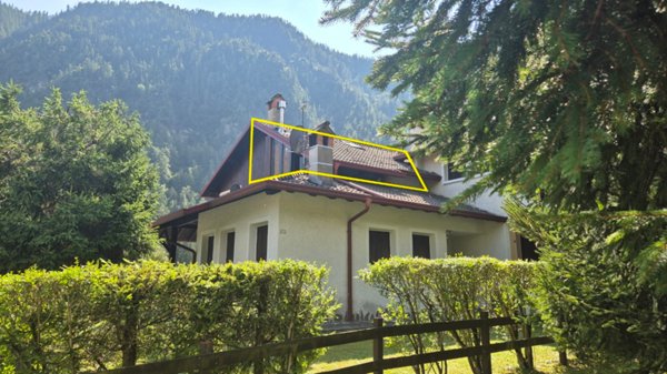 appartamento in vendita a Caldarola in zona Croce