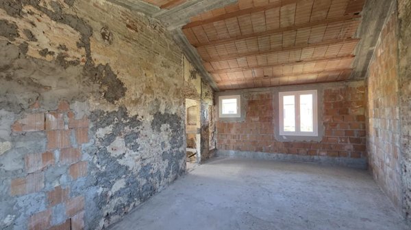 casa indipendente in vendita a Caldarola in zona Croce