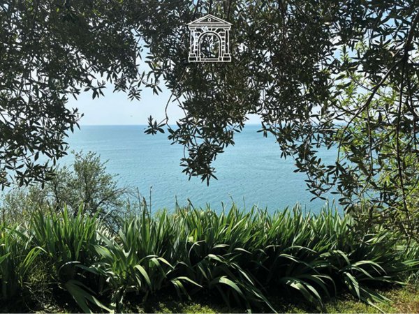 casa indipendente in vendita a Caldarola