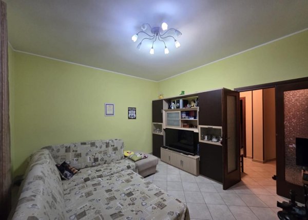 appartamento in vendita a Caldarola in zona Croce