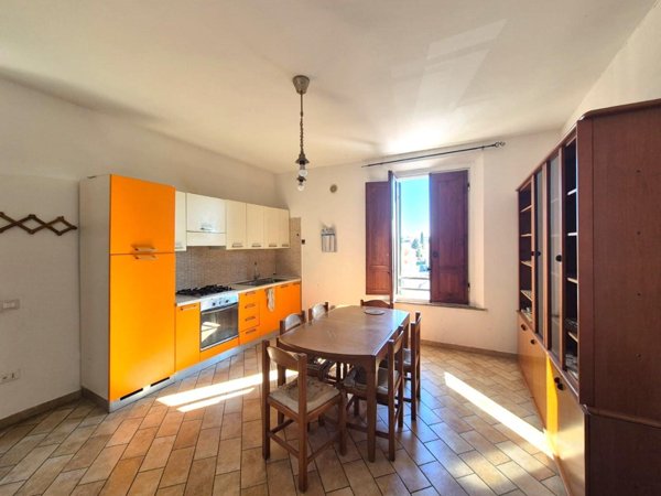 appartamento in vendita a Caldarola in zona Croce