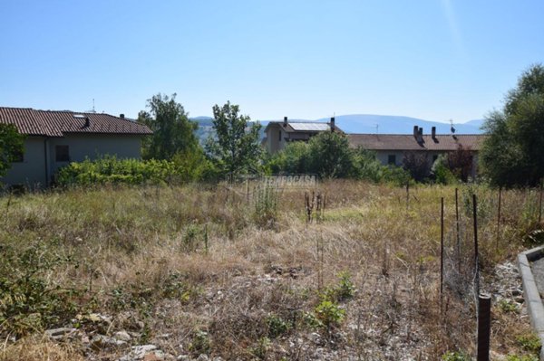 terreno agricolo in vendita a Camerino