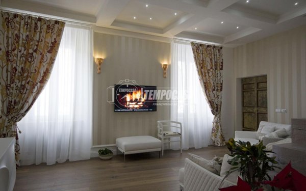 casa indipendente in vendita a Camerino