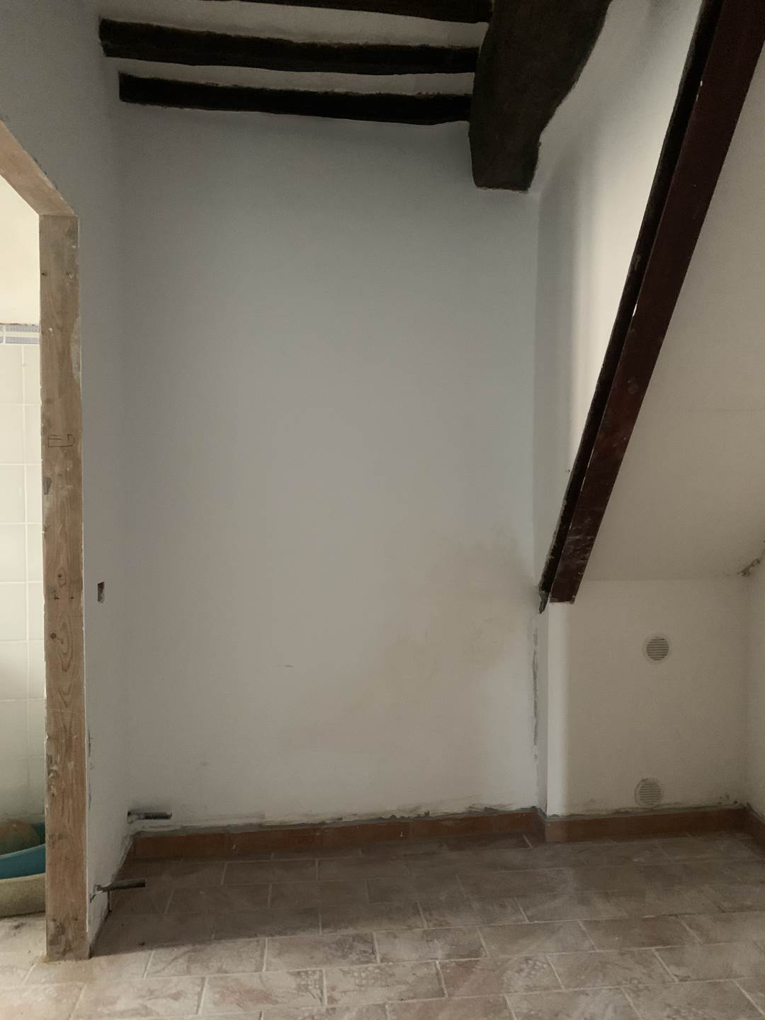 appartamento in vendita a Camerino in zona Mergnano San Savino