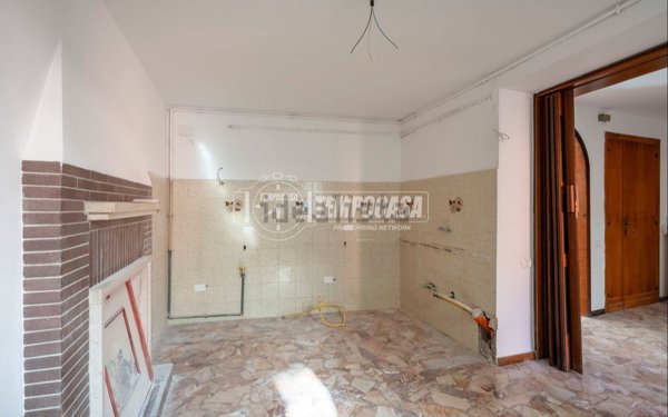 appartamento in vendita a Camerino