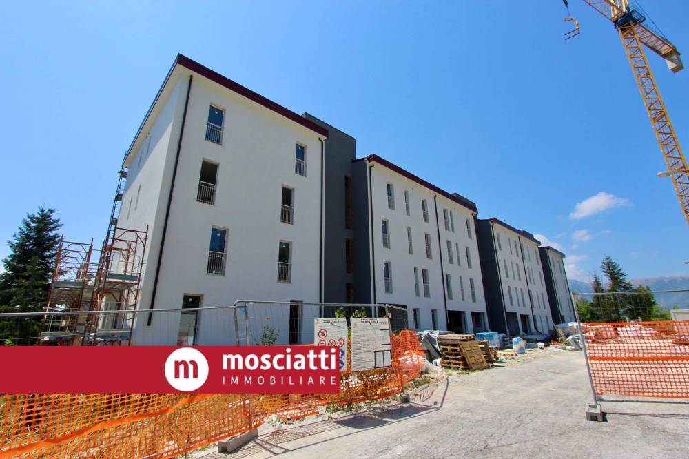 appartamento in vendita a Camerino in zona Varano