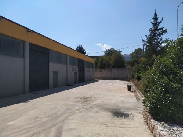 capannone in vendita a Camerino