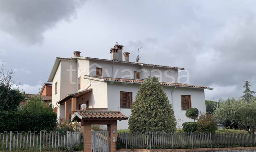 appartamento in vendita a Camerino