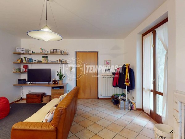 appartamento in vendita a Camerino in zona Caselle