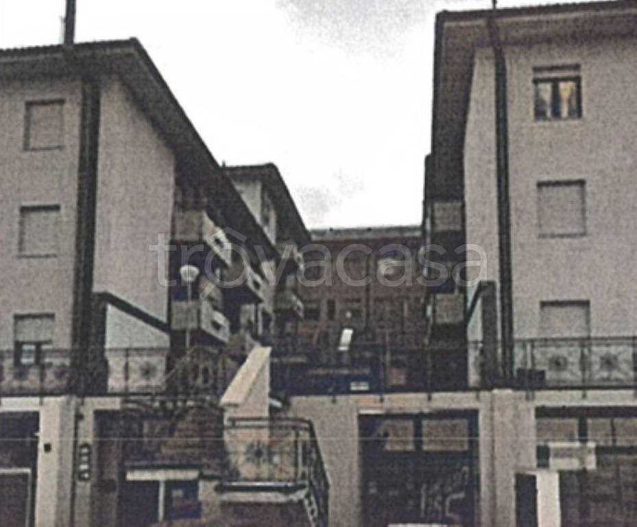 ufficio in vendita a Camerino