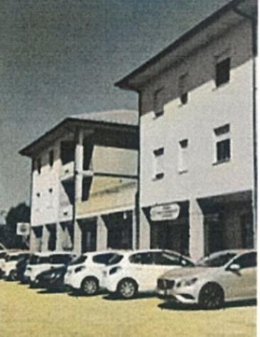 locale commerciale in vendita a Camerino