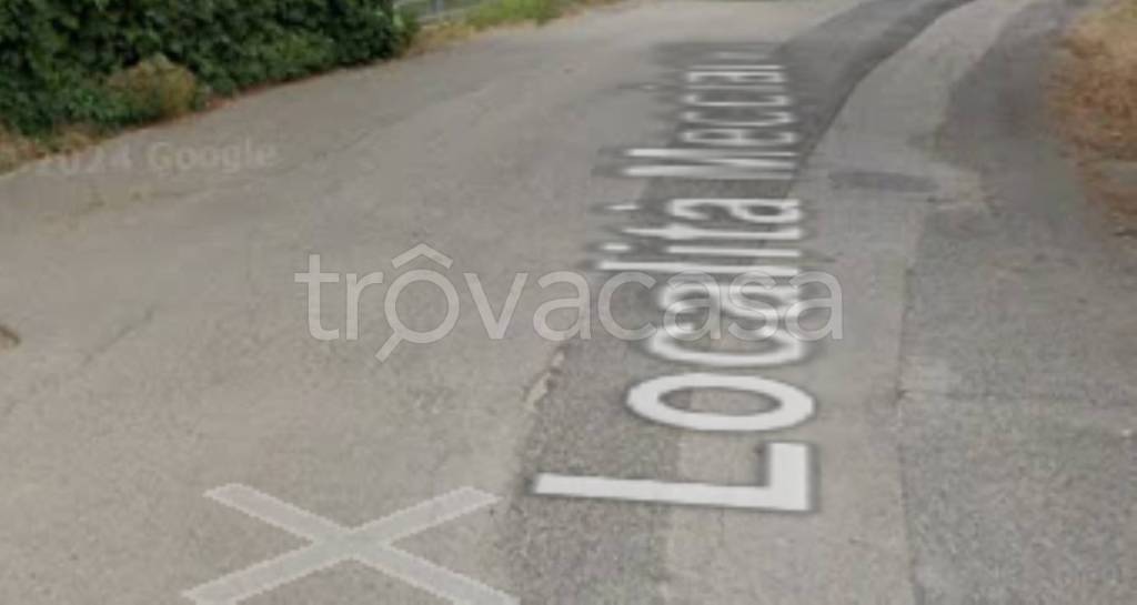 appartamento in vendita a Camerino in zona Mecciano