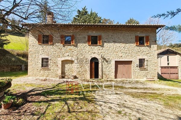 casa indipendente in vendita a Camerino in zona Casale