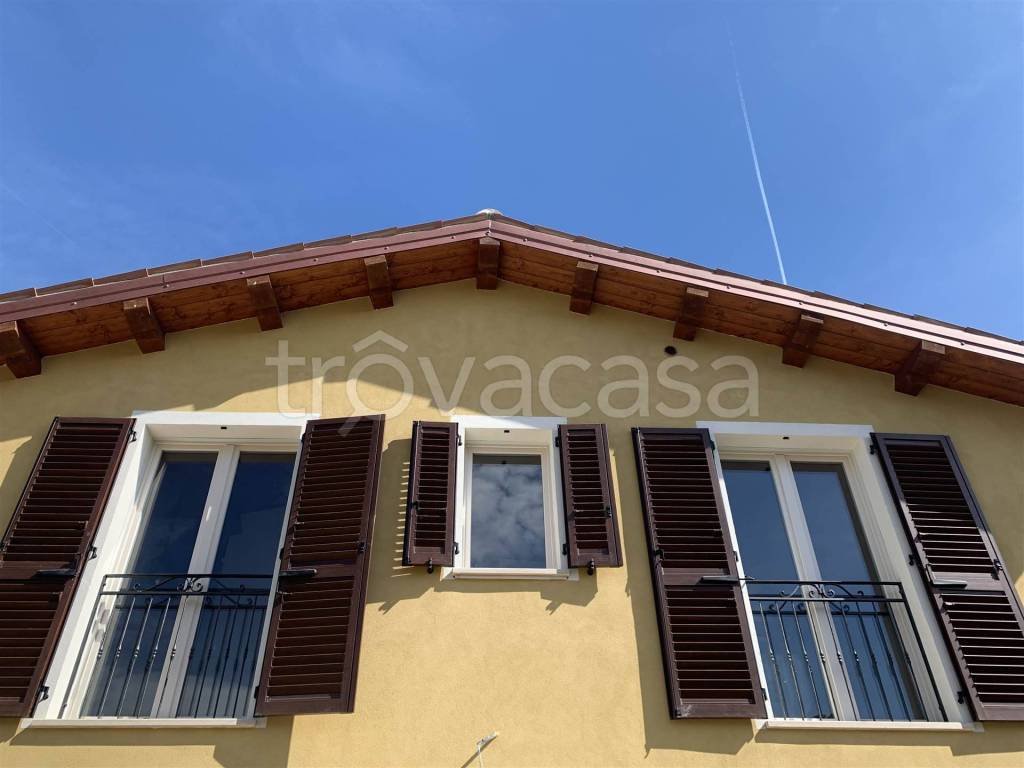 casa indipendente in vendita a Camerino in zona San Marcello