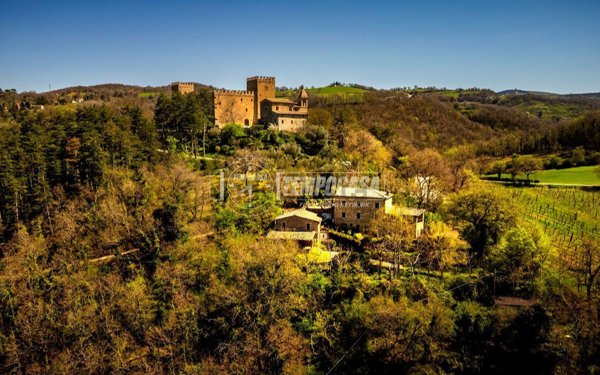 appartamento in vendita a Camerino in zona Varano