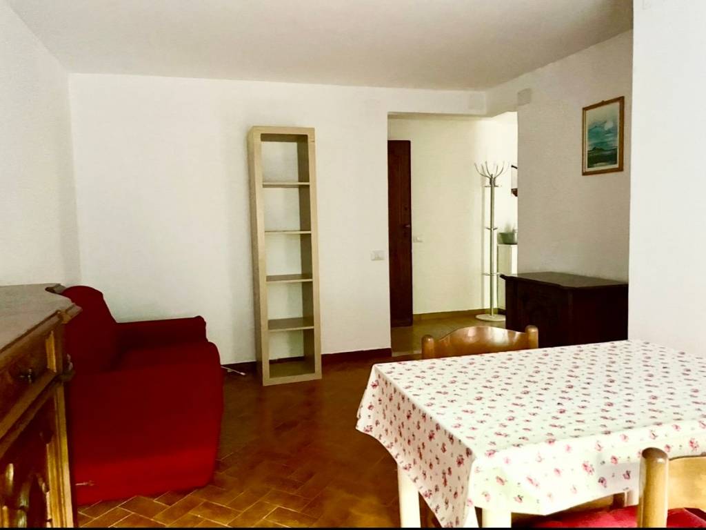 appartamento in vendita a Camerino in zona Varano