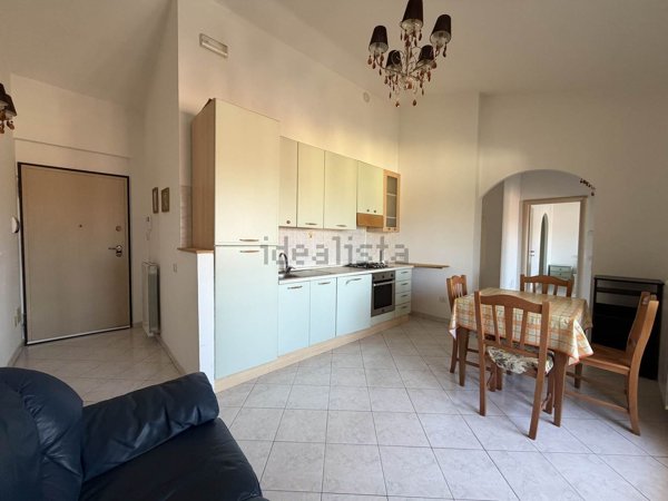 appartamento in vendita a Camerino in zona Varano