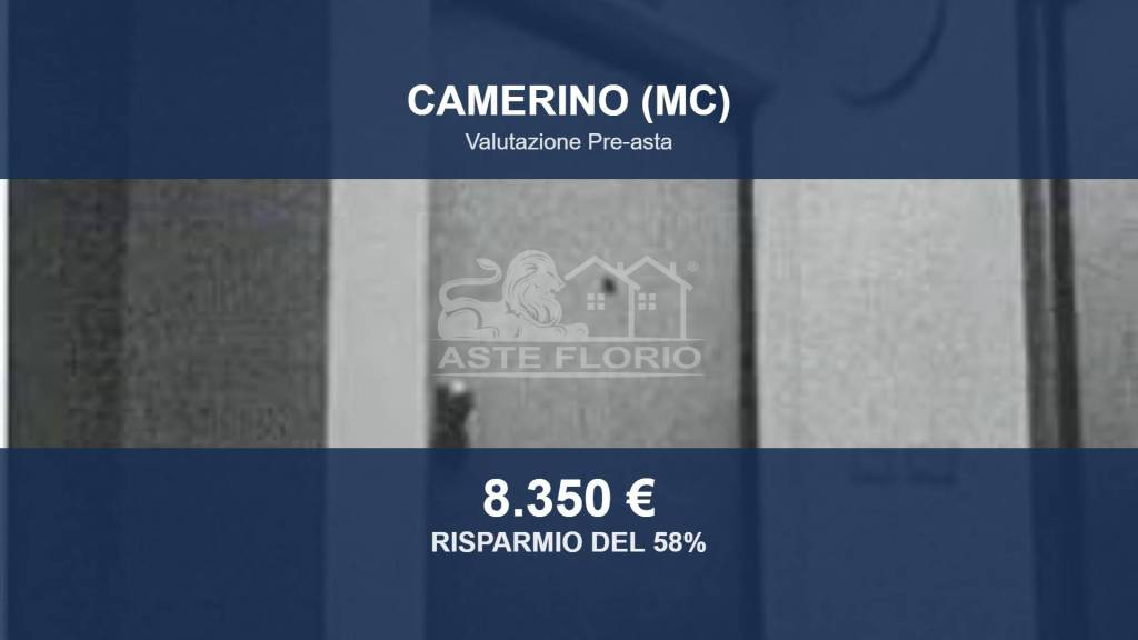 locale commerciale in vendita a Camerino in zona Varano