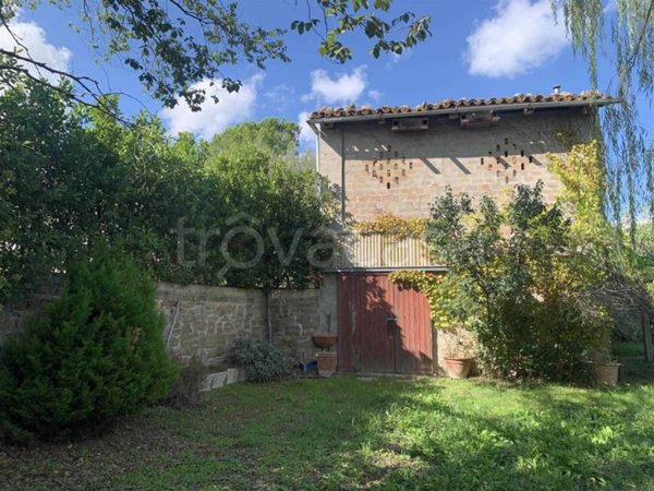 appartamento in vendita a Camerino in zona Piegusciano