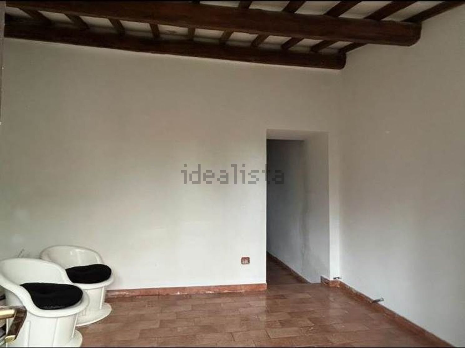 appartamento in vendita a Camerino in zona Mergnano San Savino