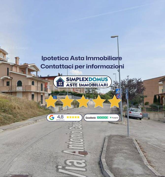 appartamento in vendita a Camerino in zona Varano