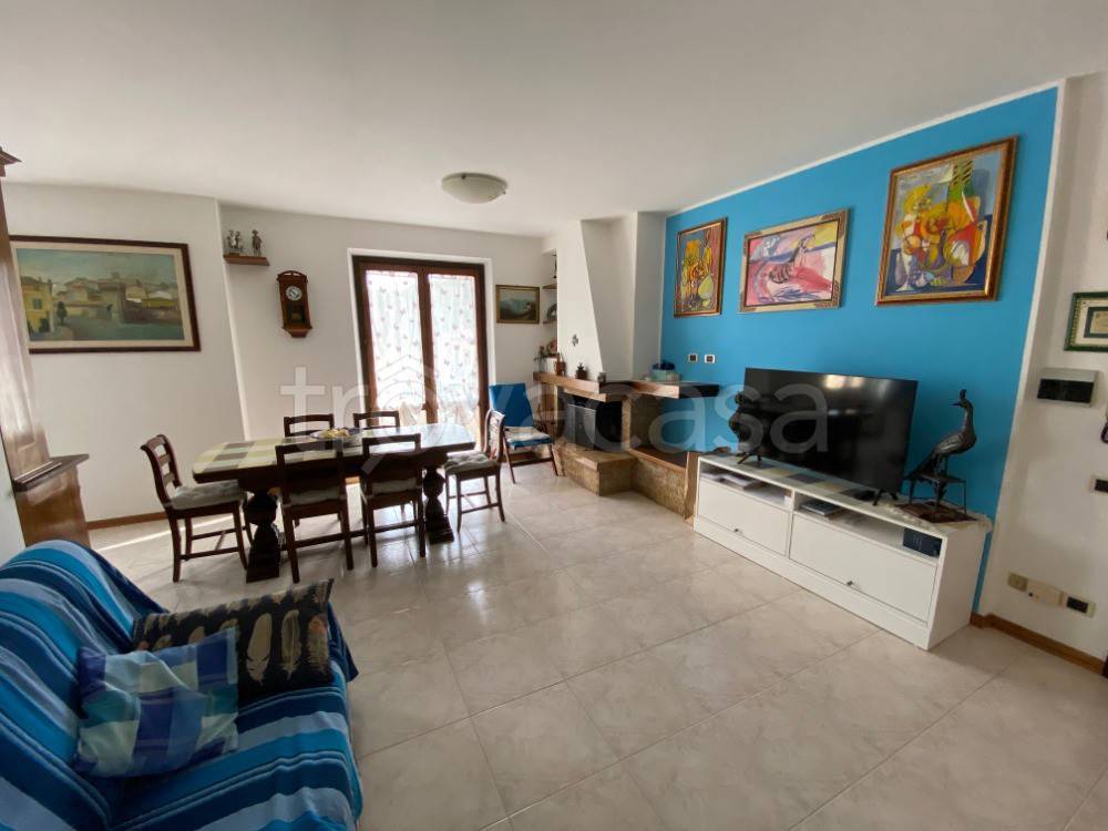 appartamento in vendita a Castelraimondo