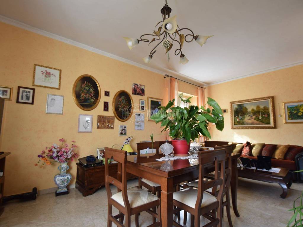appartamento in vendita a Castelraimondo