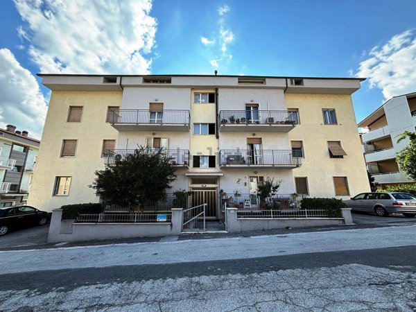 appartamento in vendita a Castelraimondo